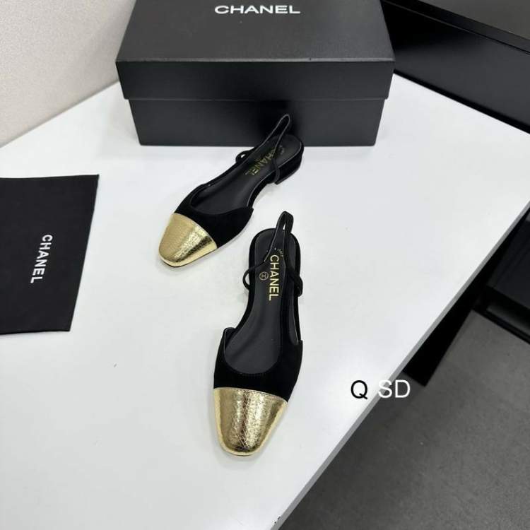 Picture of Chanel Shoes _SKUChanealsz35-40SD04142558